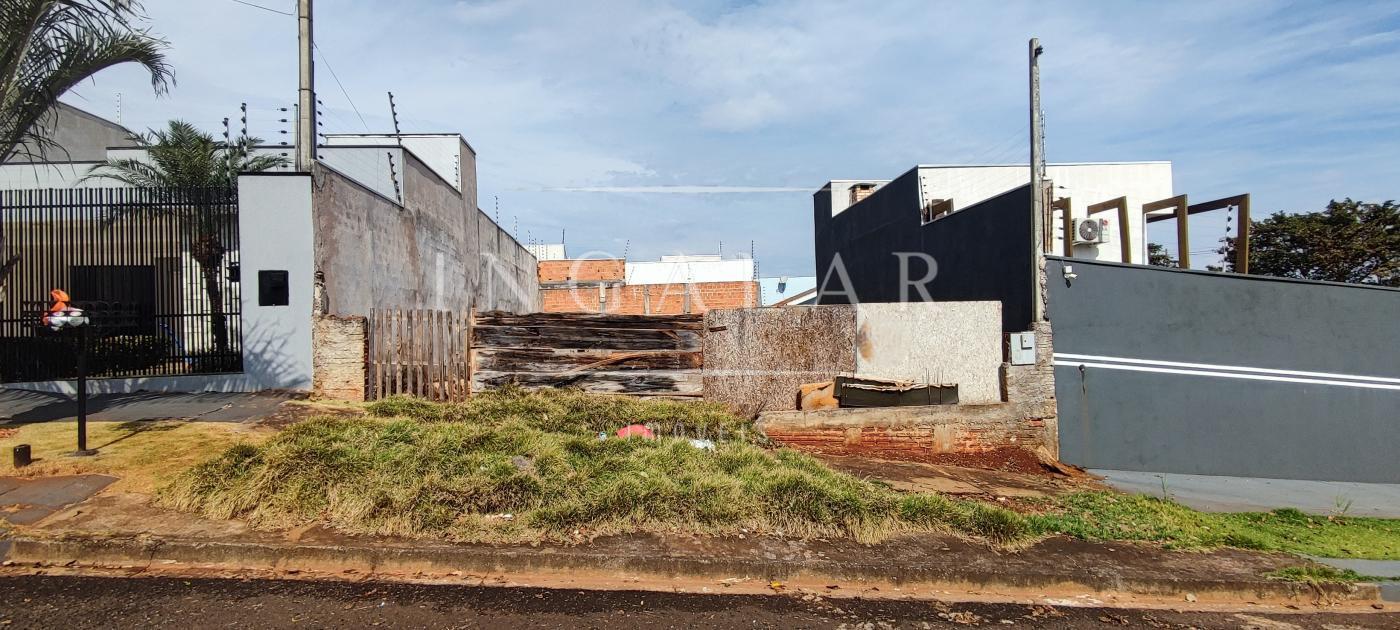 Terreno no Zona 03 em Maringa / PR, 560m² à Venda por R$ 1.700.000,00 